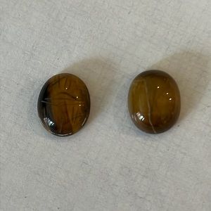 Tiger’s eye gemstones